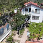 Bela Pensionat