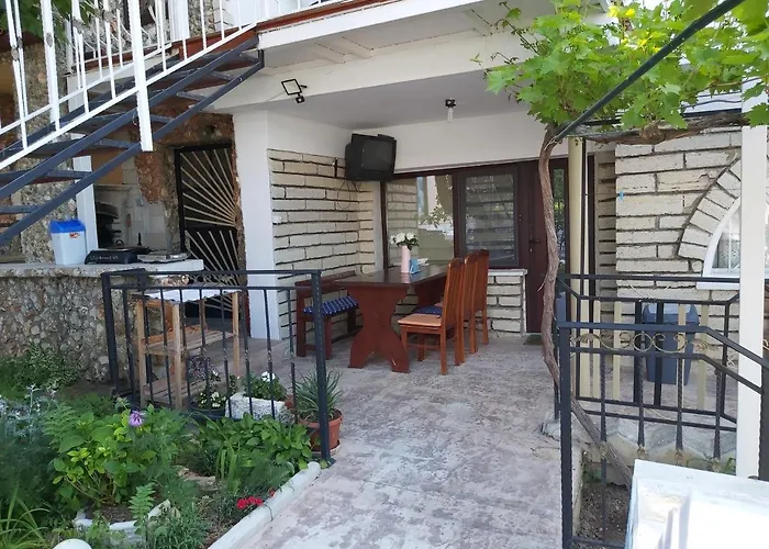 Bela Πανσιόν 4*