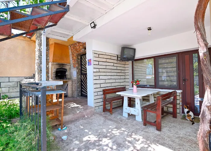 Bela Πανσιόν Μπαλτσίκ