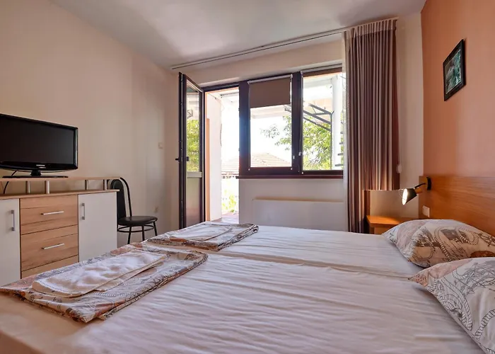 Bela Πανσιόν Μπαλτσίκ