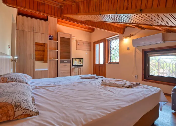 Bela Πανσιόν 4*