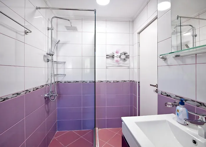 Πανσιόν Bela Μπαλτσίκ